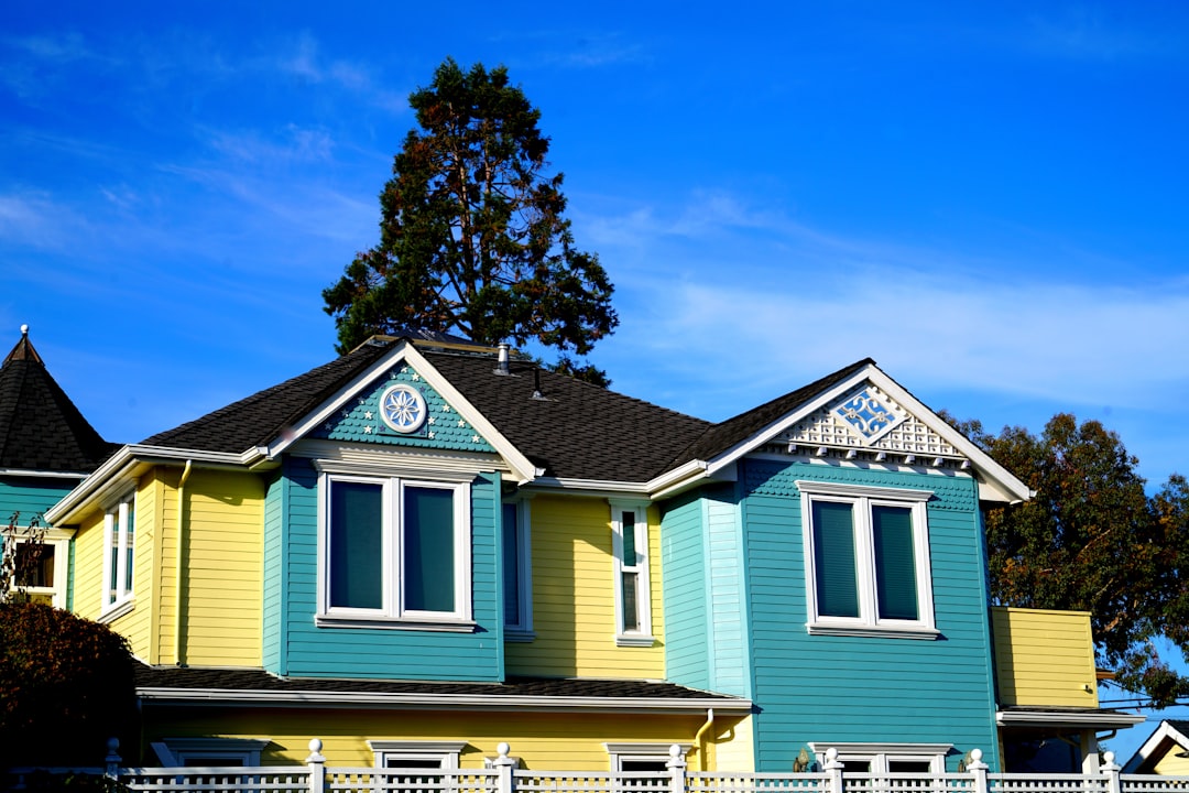 Photo multifamily real estate syndication