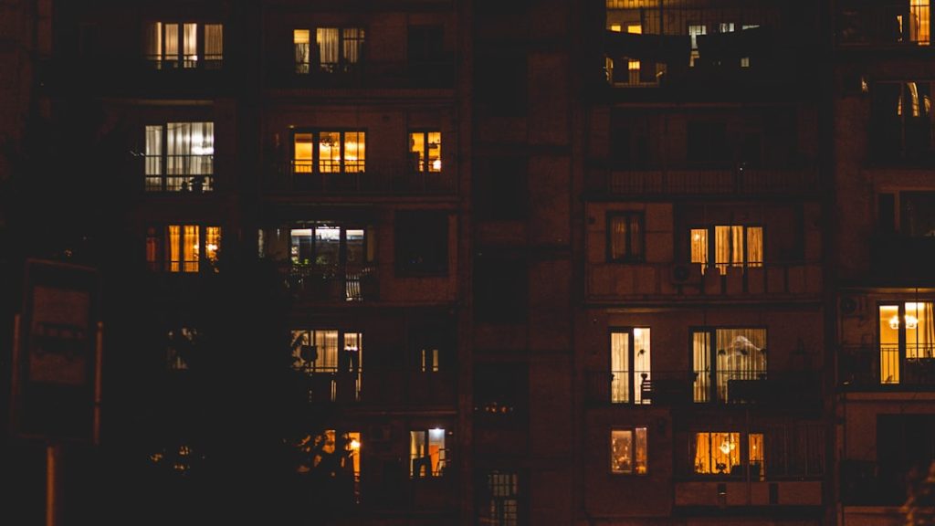 Photo apartment syndications