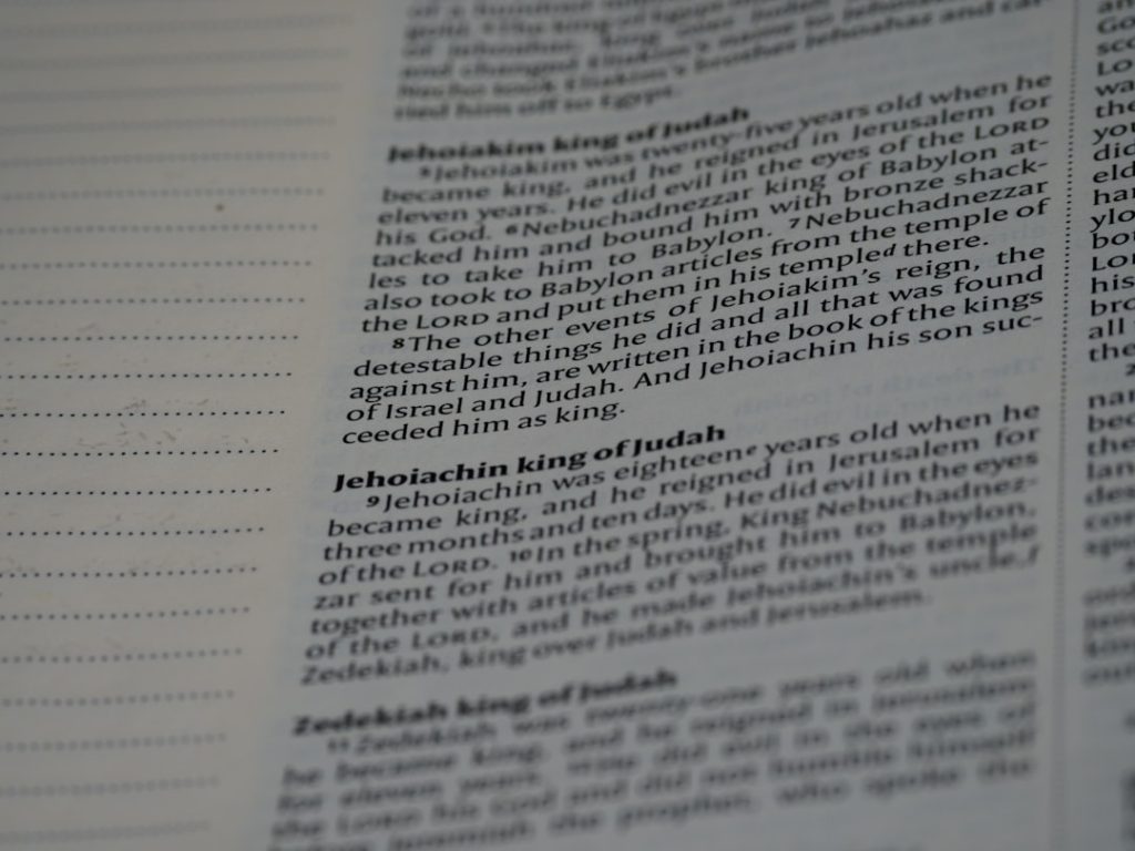 Photo keyword research tool